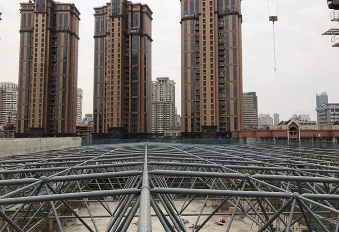 潜江螺栓球网架结构